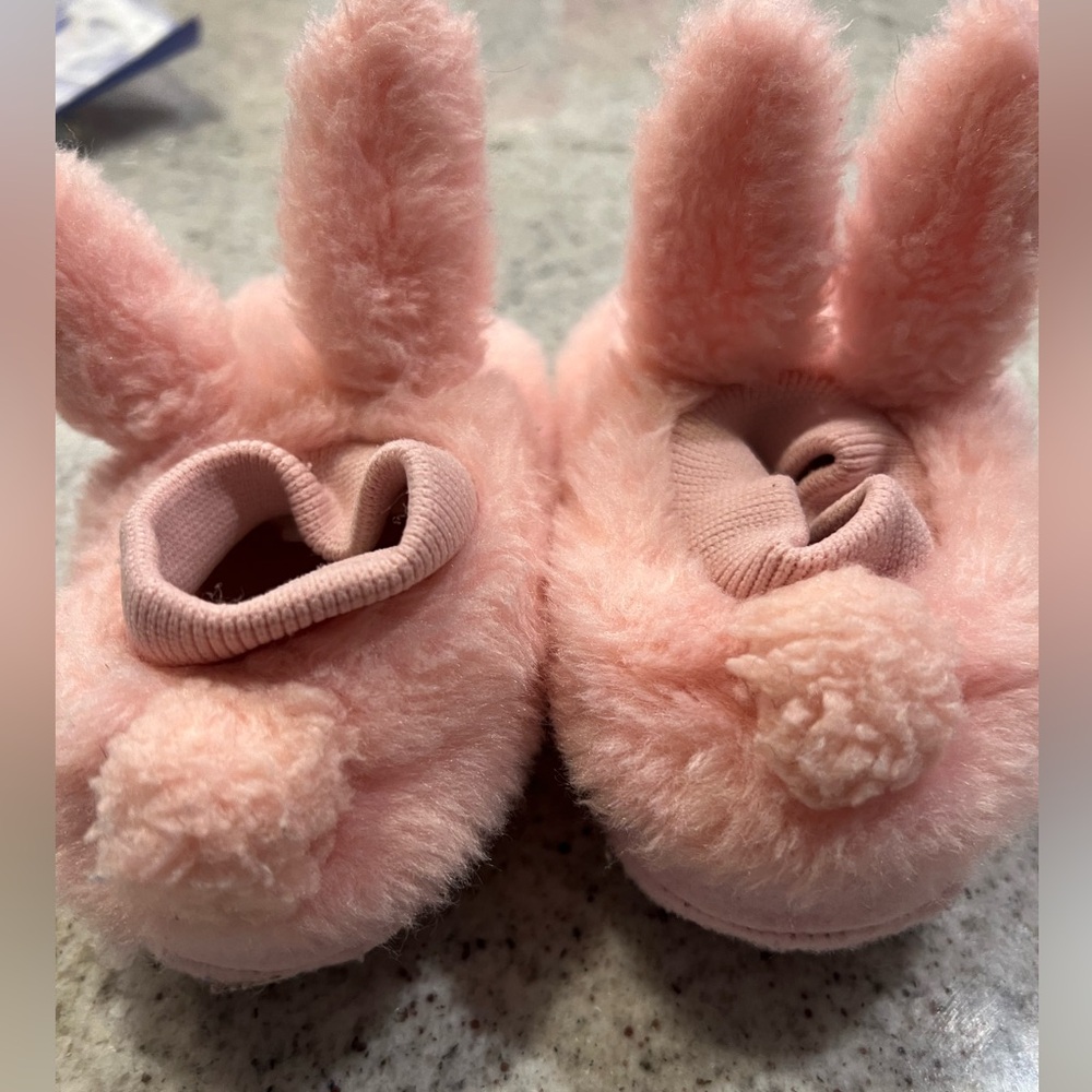 L. L. Bean Bunny Slipper Pink Toddler Girl Size 3-4 - Picture 3 of 5